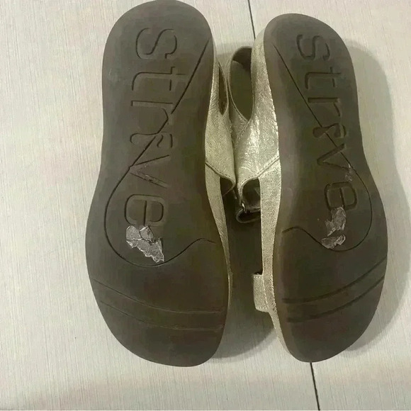 Strive Luca Orthopedic Sandal - Picture 8 of 9